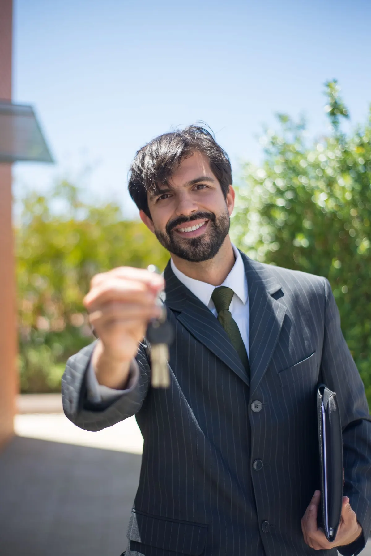 Exclusive Mortgage Leads vs. Shared Leads: What Every Loan Officer Should Know